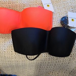 Coral Body glove bikini top with removable straps